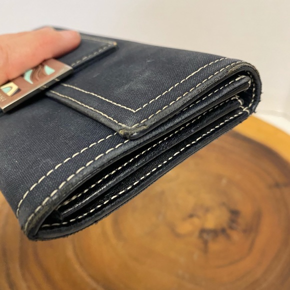 Fendi Marbled Buckled Wallet - Picture 8 of 12